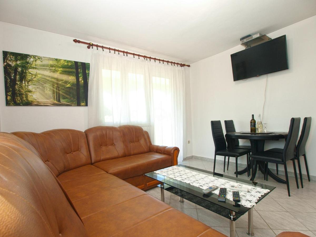 House Zulfa 1548 Apartment Fazana Luaran gambar